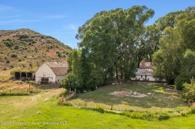 $1,122,000 | 2956 County Road 37, Hamilton, CO 81638