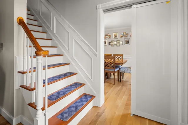 $839,000 | 8 Moss Glen Lane, South Burlington, VT 05403