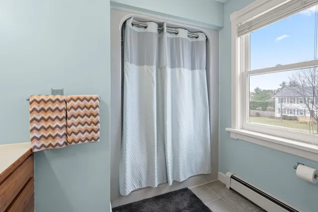 $839,000 | 8 Moss Glen Lane, South Burlington, VT 05403