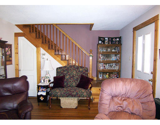101 Dorset Street Springfield, MA 01108 - Photo 6 of 6 Gallery Image 6