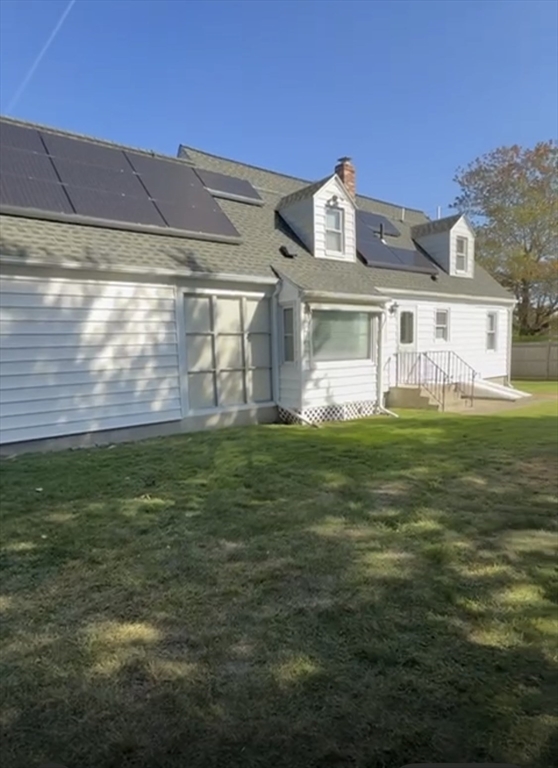 29 Tylee Avenue Worcester, MA 01605 - Photo 2 of 13 a front view of house with yard