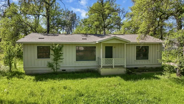 $199,900 | 18439 Old Oasis Road, Redding, CA 96003