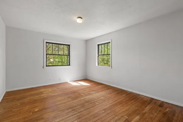 $199,900 | 18439 Old Oasis Road, Redding, CA 96003