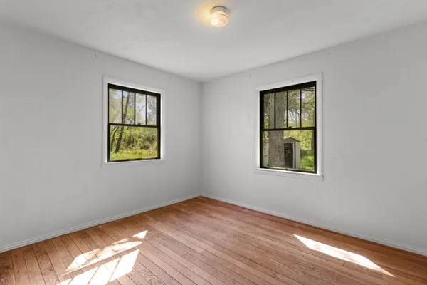$199,900 | 18439 Old Oasis Road, Redding, CA 96003