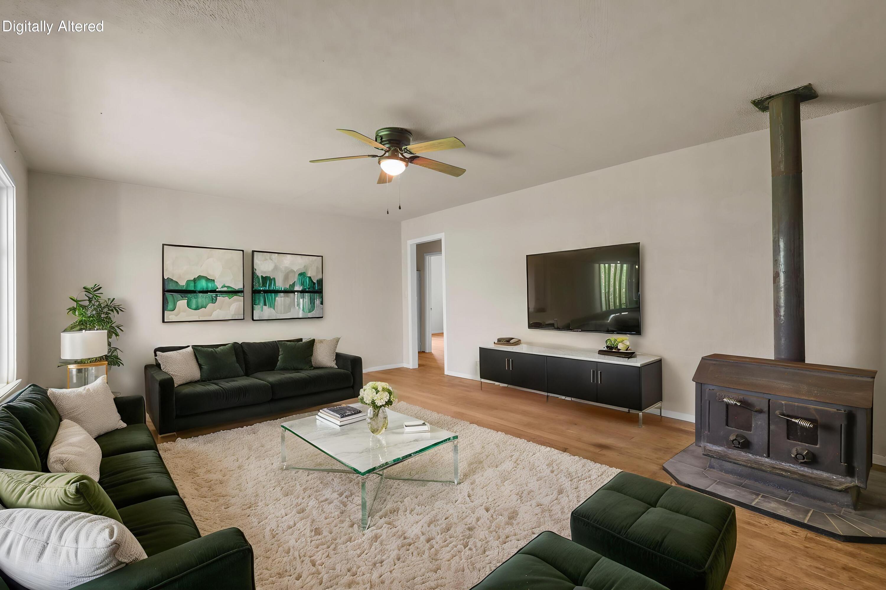 18439 Old Oasis Road Redding, CA 96003 - Photo 2 of 30 Living Room