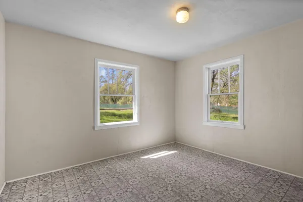 $199,900 | 18439 Old Oasis Road, Redding, CA 96003
