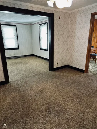 $228,000 | 700 West 2nd Street, Sheridan, IN 46069