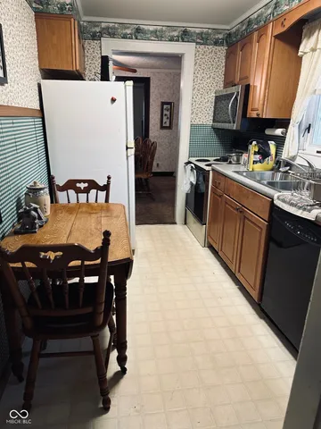 $239,000 | 700 West 2nd Street, Sheridan, IN 46069