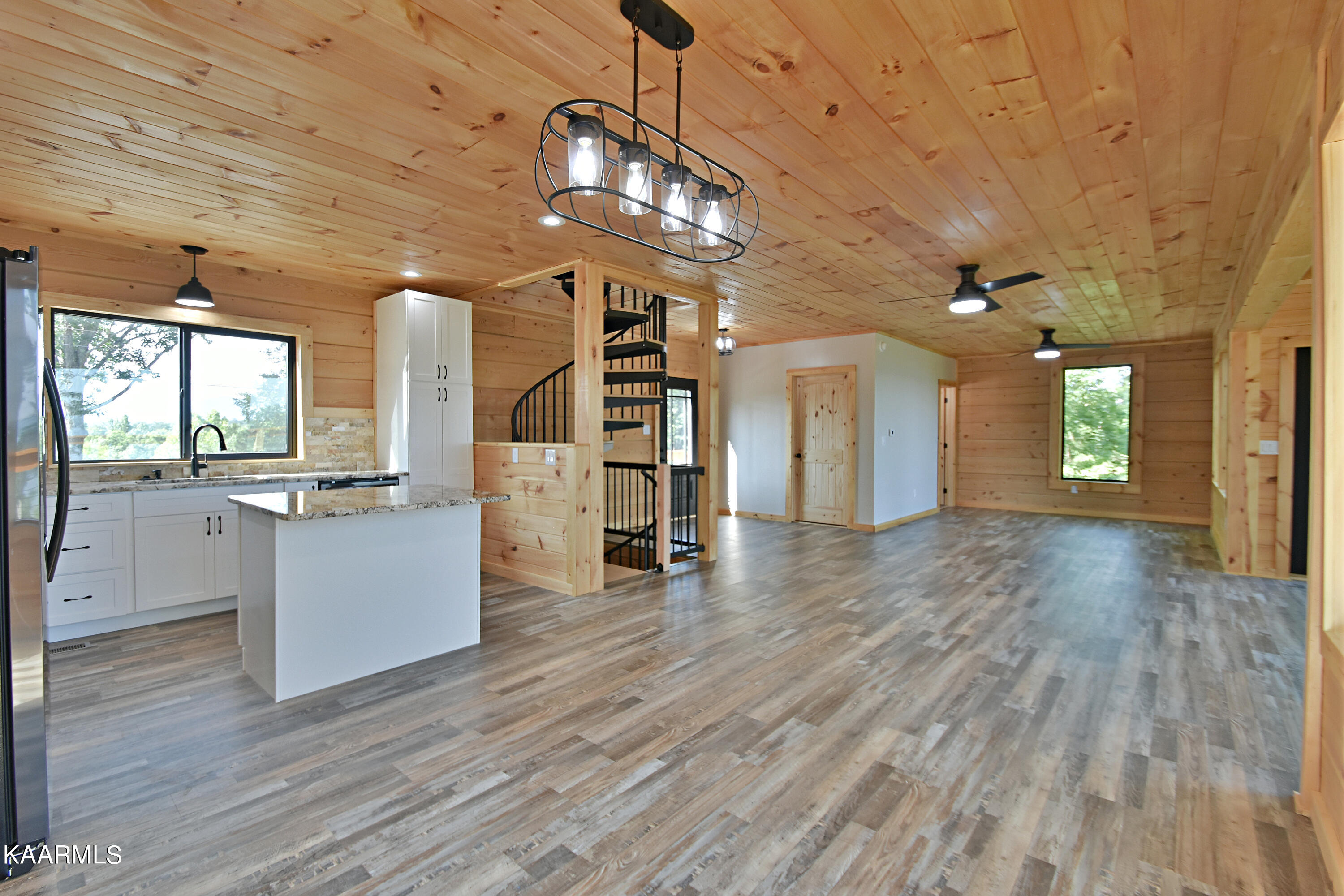 445 Jack Potts Drive Dandridge, TN 37725 - Photo 8 of 49 DSC_4886