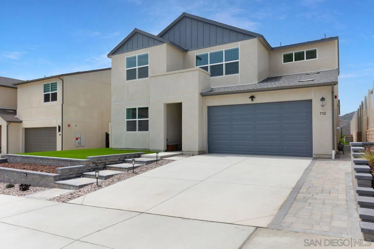 712 Meadowood Street Fallbrook, CA 92028 - Photo 2 of 47