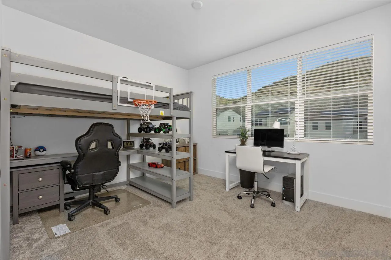 712 Meadowood Street Fallbrook, CA 92028 - Photo 26 of 47