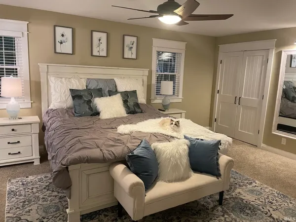 $429,900 | 100 Monroe Street, Newburgh, IN 47630