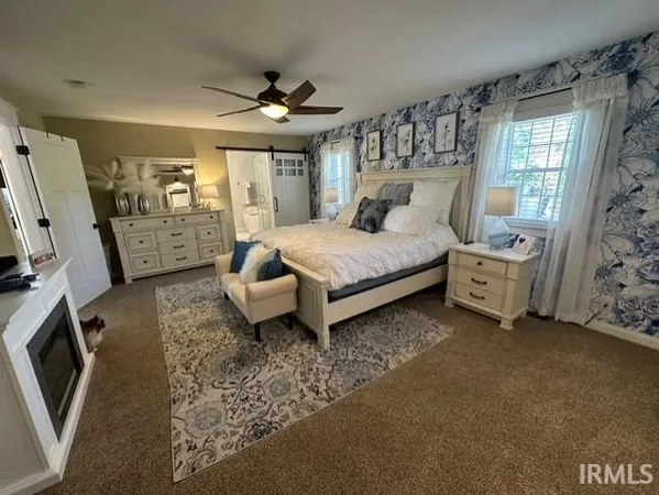 $429,900 | 100 Monroe Street, Newburgh, IN 47630