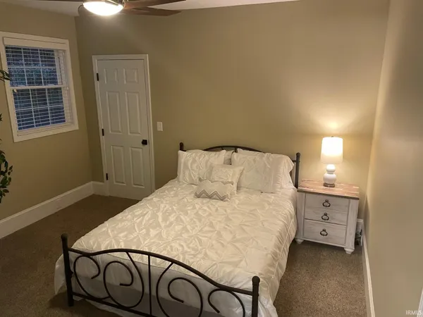 $429,900 | 100 Monroe Street, Newburgh, IN 47630