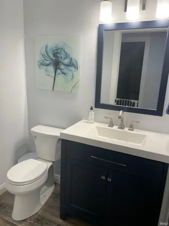 $429,900 | 100 Monroe Street, Newburgh, IN 47630