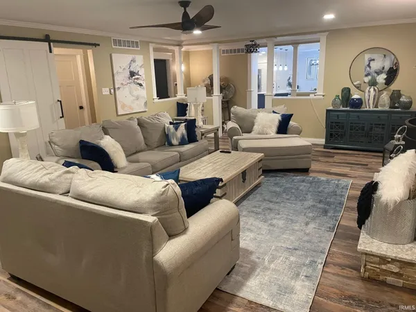 $429,900 | 100 Monroe Street, Newburgh, IN 47630