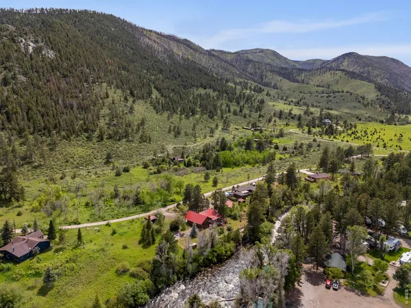 $799,000 | 428 Rustic Road, Bellvue, CO 80512