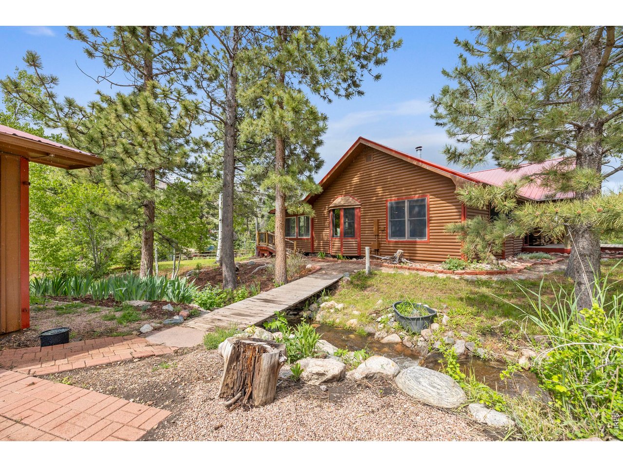 428 Rustic Road Bellvue, CO 80512 - Photo 5 of 43