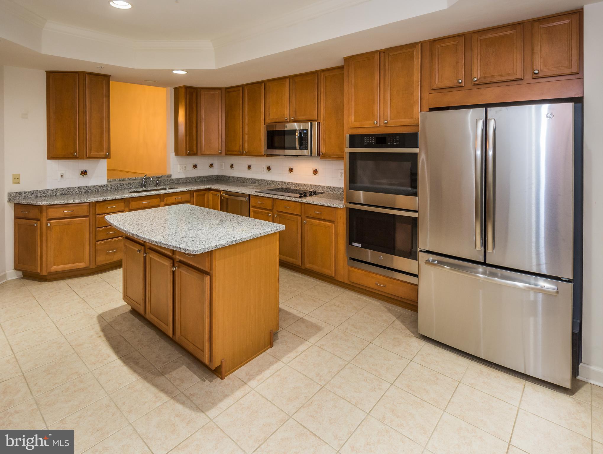 4420 Summer Grape Road Baltimore, MD 21208 - Photo 14 of 43 Center Island/Breakfast Bar