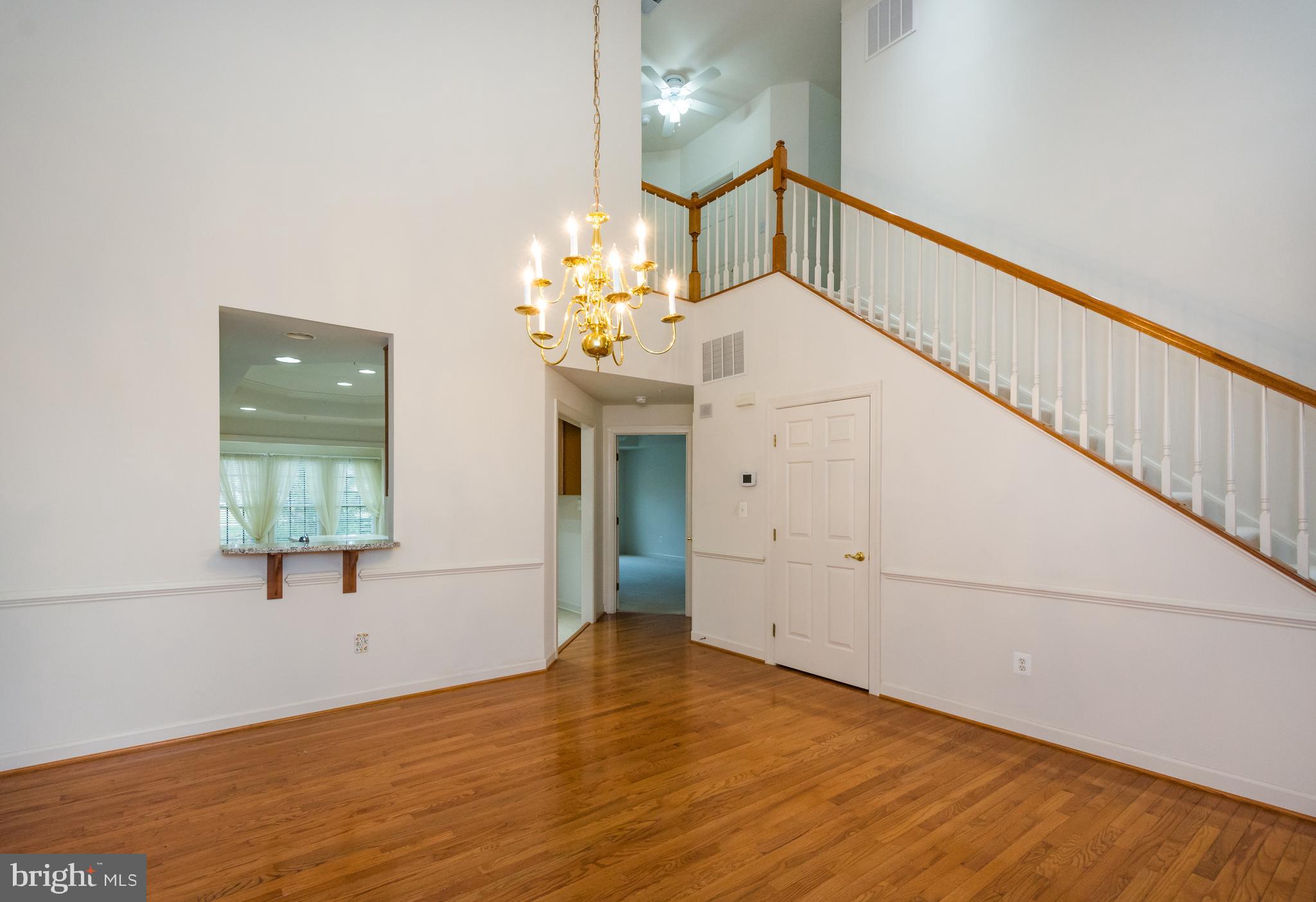 4420 Summer Grape Road Baltimore, MD 21208 - Photo 5 of 43 Vaulted Ceilings