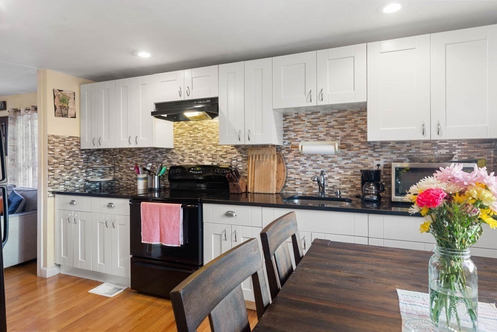 20 Ames Street Lynn, MA 01905 - Photo 6 of 26