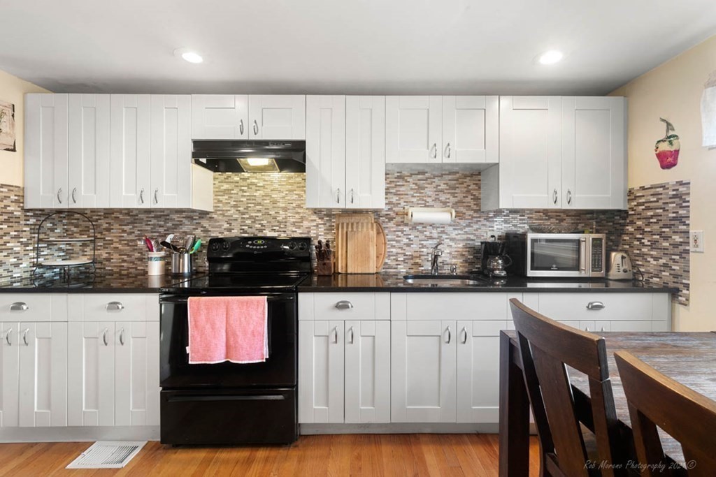 20 Ames Street Lynn, MA 01905 - Photo 9 of 26