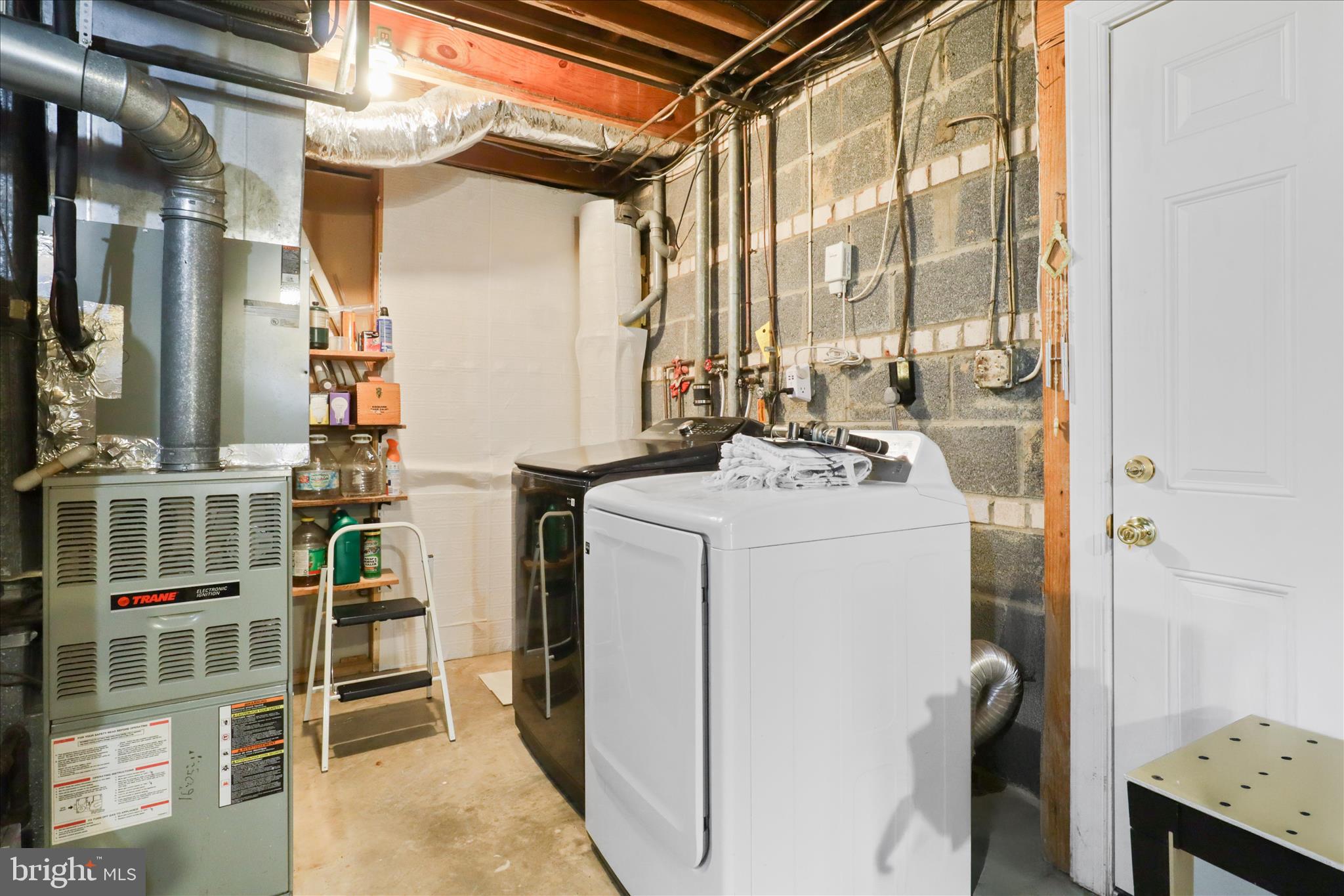 3838 Glenbrook Road Fairfax, VA 22031 - Photo 18 of 28