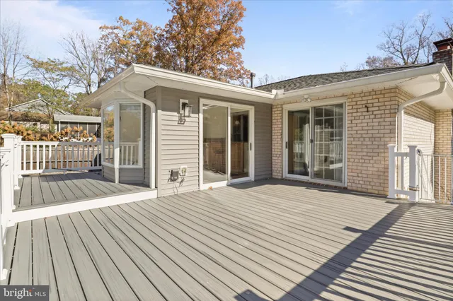 $3,900 | 3838 Glenbrook Road, Fairfax, VA 22031