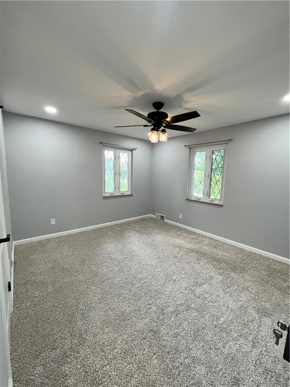 911 McCoy Road McKees Rocks, PA 15136 - Photo 7 of 16
