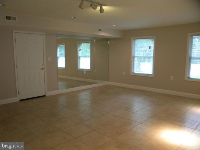 7013 Churchill Road McLean, VA 22101 - Photo 1 of 15 Interior (General)