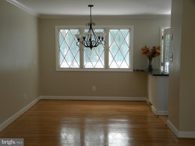 7013 Churchill Road McLean, VA 22101 - Photo 5 of 15 Dining Room