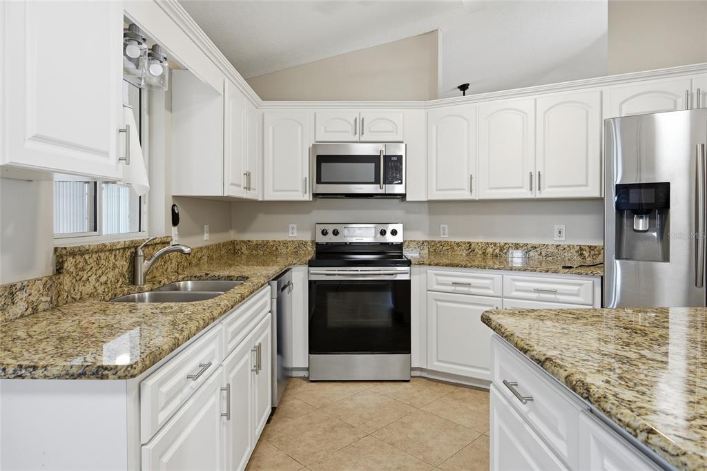 5450 Northwest 25th Loop Ocala, FL 34482 - Photo 12 of 59