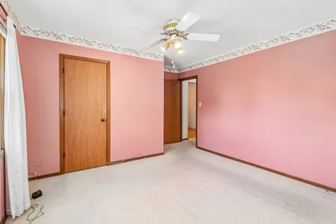 $259,000 | 150 East Mill Street, Wauconda, IL 60084