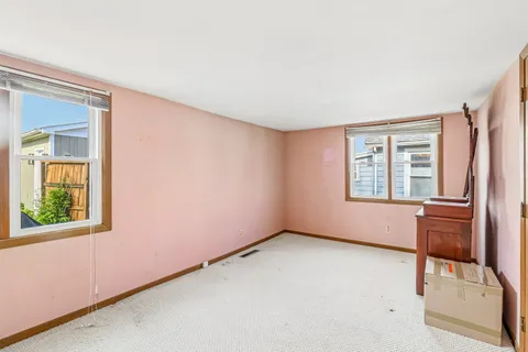 $259,000 | 150 East Mill Street, Wauconda, IL 60084