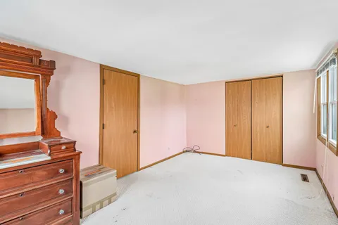 $259,000 | 150 East Mill Street, Wauconda, IL 60084