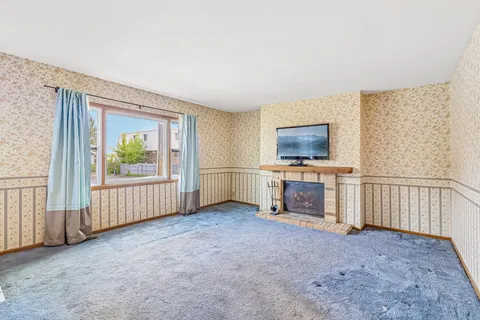 $259,000 | 150 East Mill Street, Wauconda, IL 60084