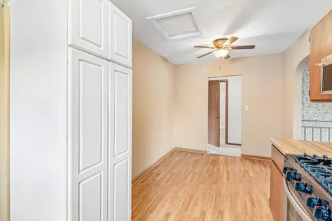 $259,000 | 150 East Mill Street, Wauconda, IL 60084