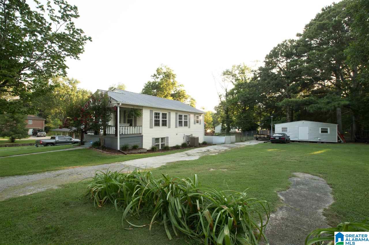 107 Hickory Avenue Southwest Cullman, AL 35055 - Photo 2 of 23