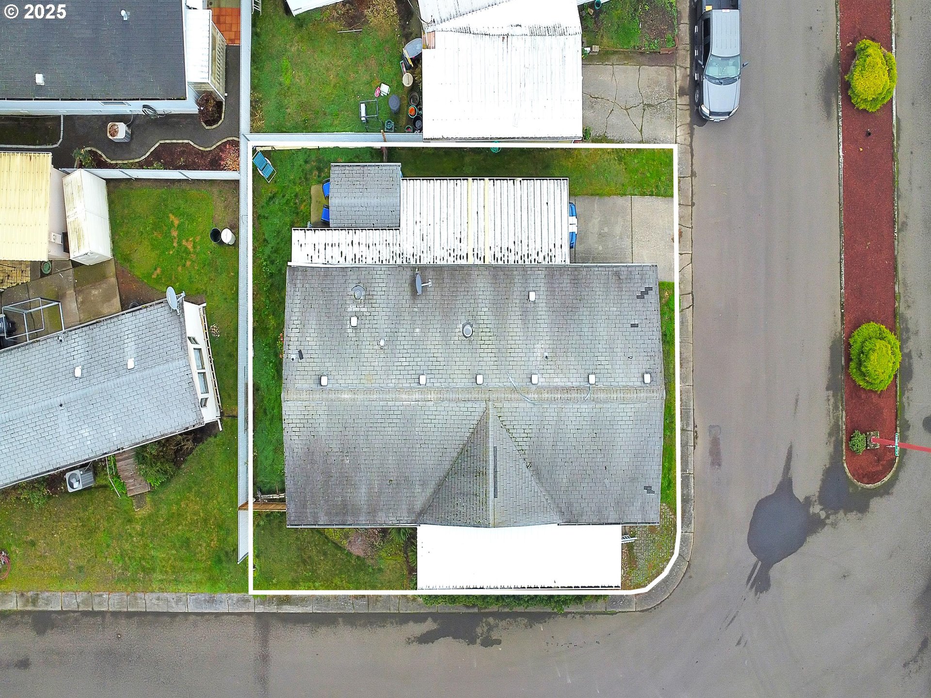 4353 Lemon Street Northeast Salem, OR 97305 - Photo 15 of 26