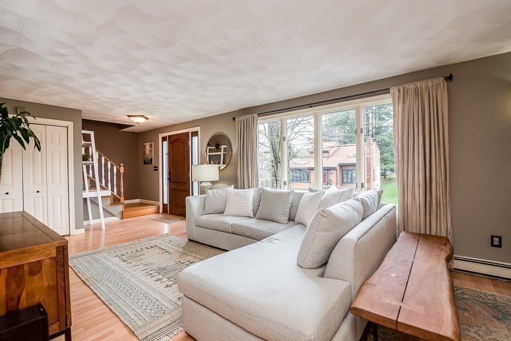 62 Hastings Road Dedham, MA 02026 - Photo 11 of 41 Gallery Image 11