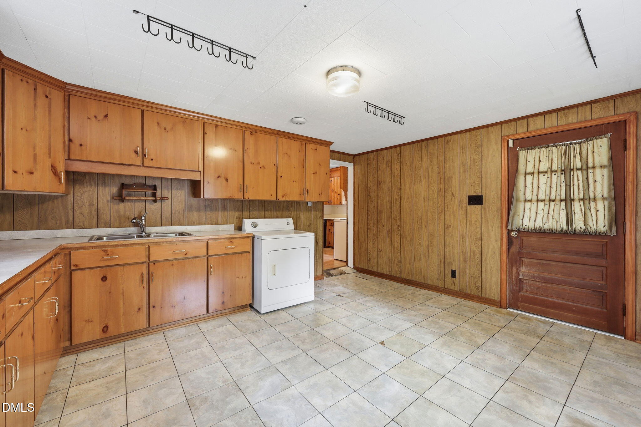 213 Pine Tree Road Oxford, NC 27565 - Photo 9 of 31