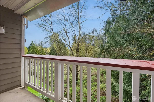 $2,650 | 18501 Southeast Newport Way, Unit H236, Issaquah, WA 98027