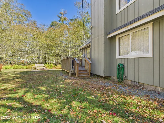 $299,000 | 7157 Winnebago Drive, Pocono Lake, PA 18347