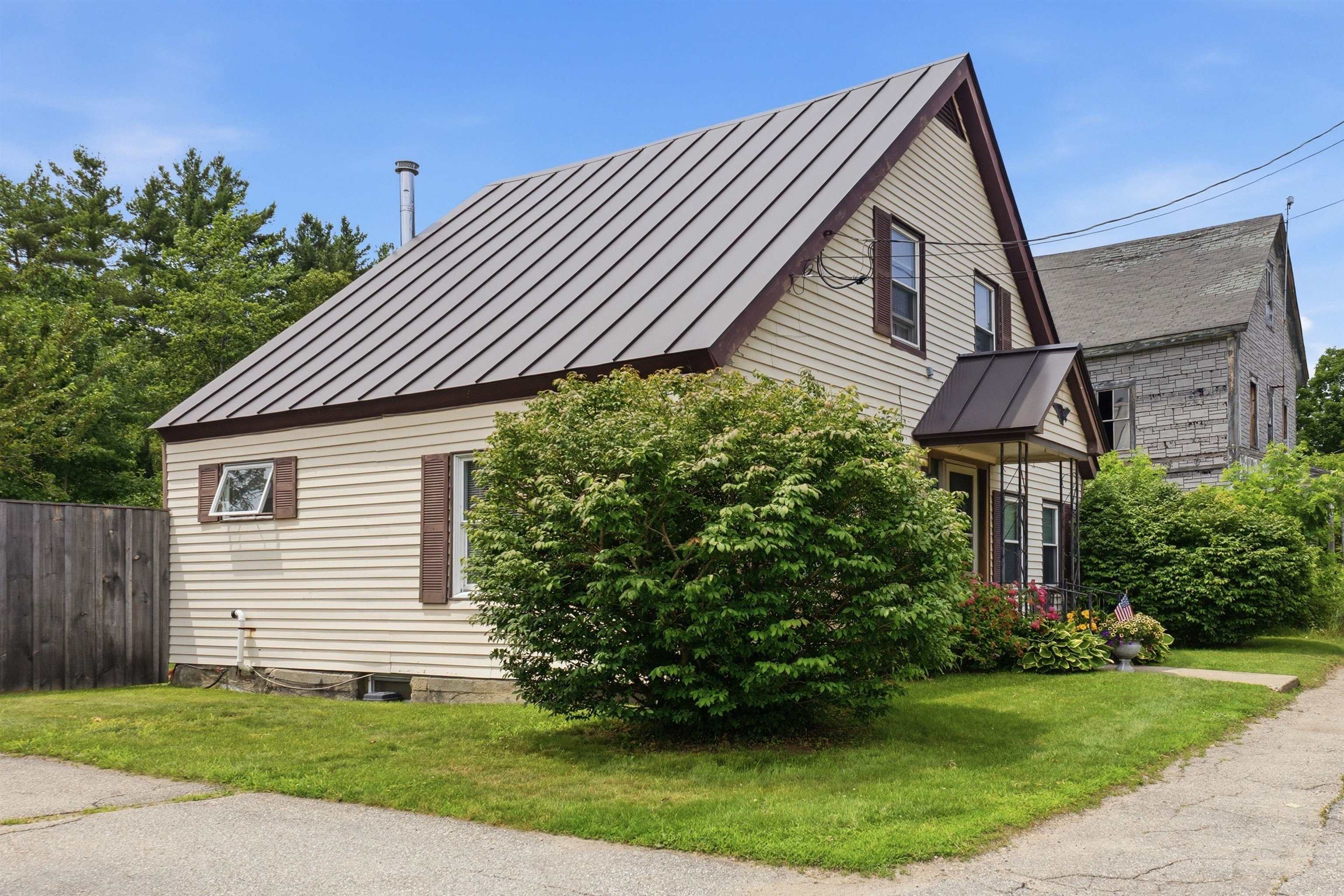 23 Lake Tarleton Road Warren, NH 03279 - Photo 5 of 55
