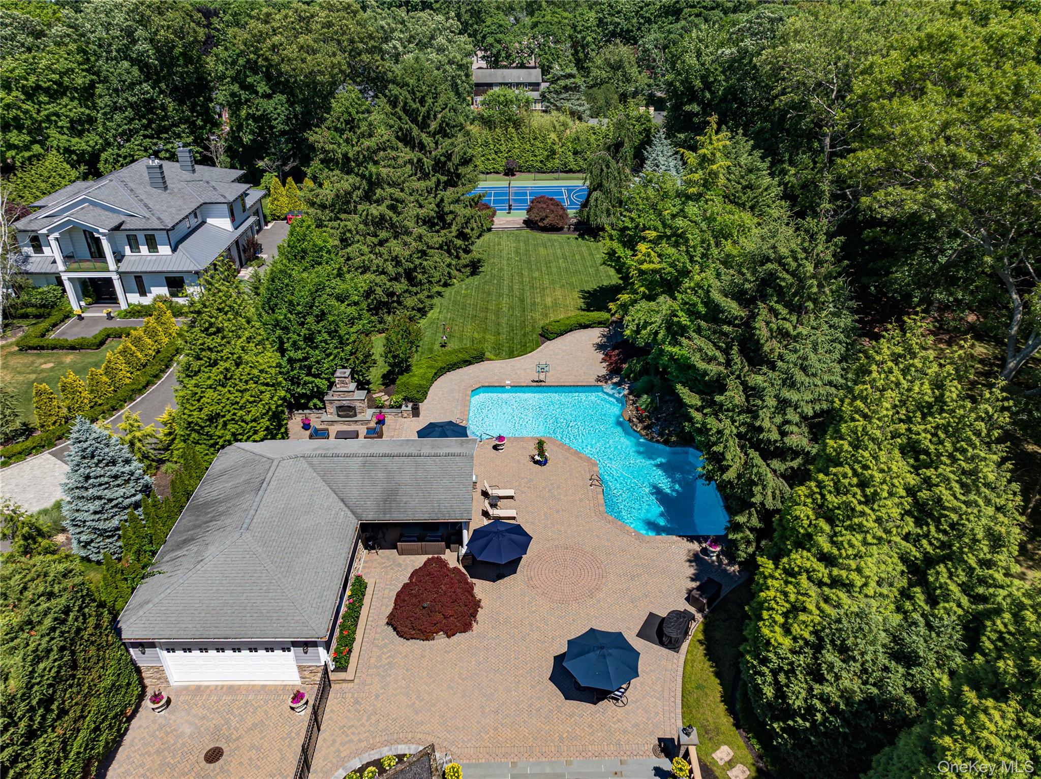 67 Sunny Road St. James, NY 11780 - Photo 6 of 50