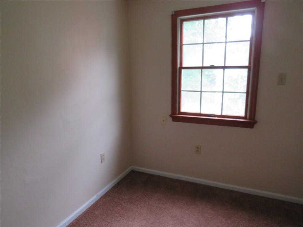 8616 Oakcrest Road Pittsburgh, PA 15235 - Photo 17 of 31 Gallery Image 17