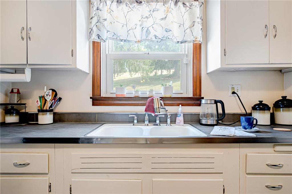 822 Romeo Drive Monongahela, PA 15063 - Photo 13 of 30 Gallery Image 13