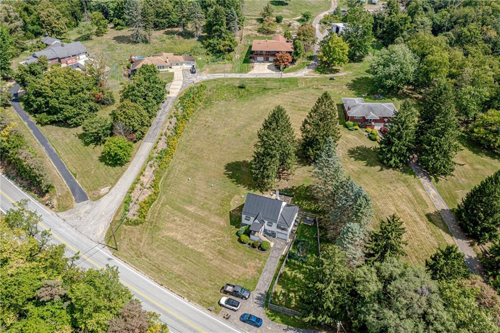 822 Romeo Drive Monongahela, PA 15063 - Photo 2 of 30 Gallery Image 2