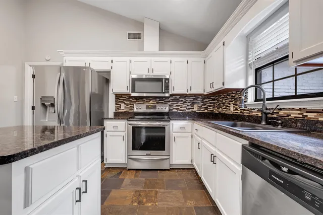 $585,000 | 9022 Winged Foot Drive, Tallahassee, FL 32312