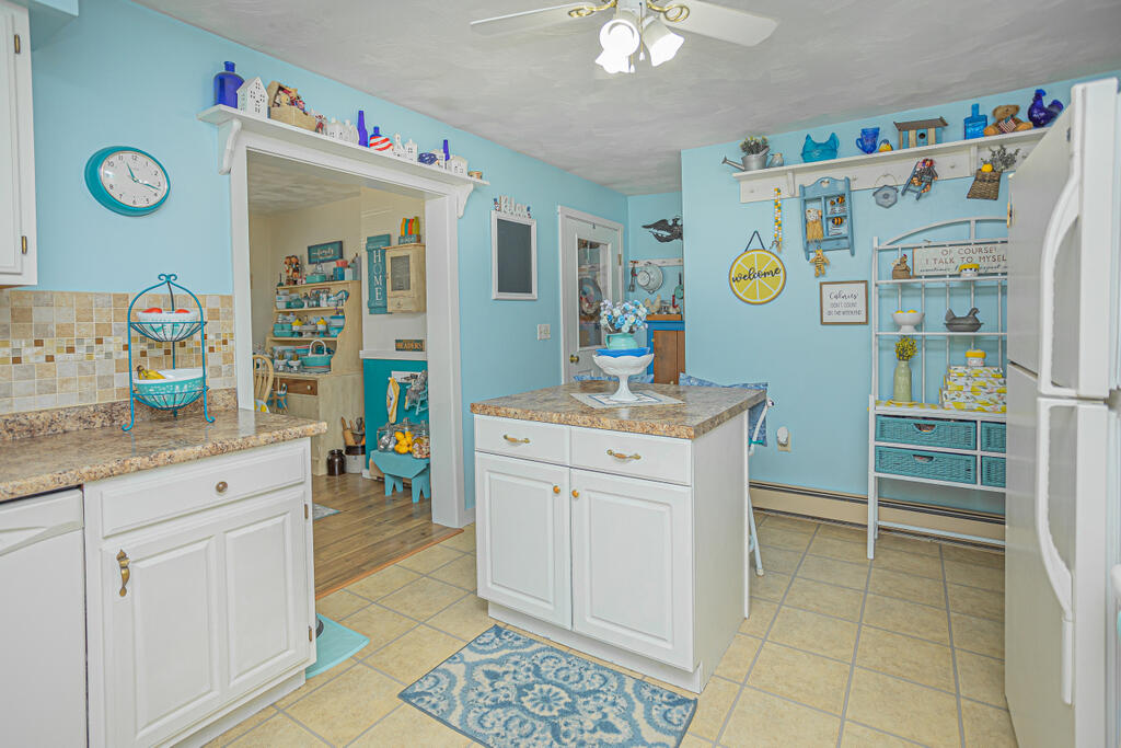 824 Fairbanks Road Farmington, ME 04938 - Photo 7 of 79 Kitchen